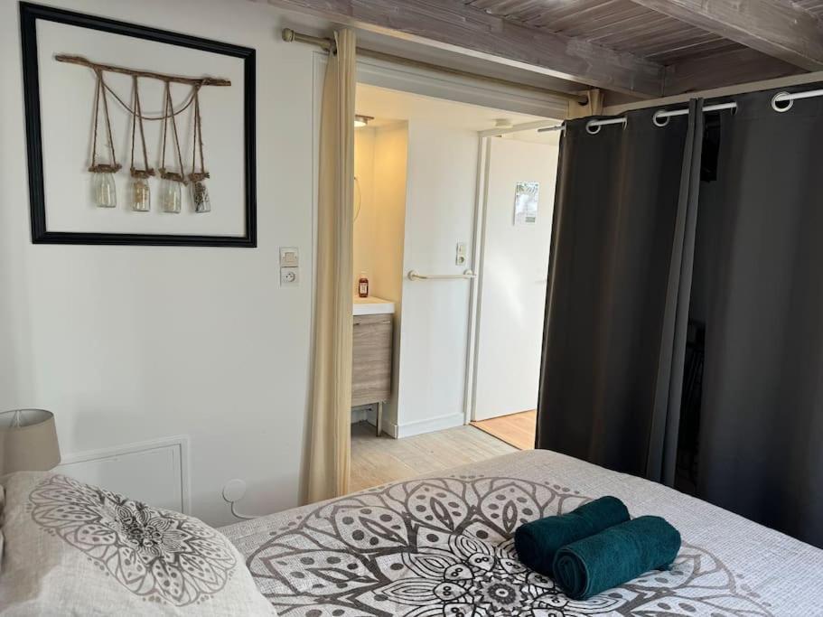 Ღ L'Entr'Act • Au Coeur De Ville Et Du Vieux Port La Rochelle  Exterior foto